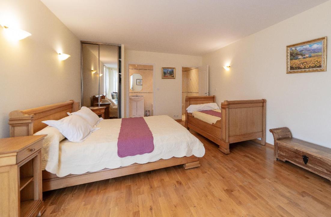 Chambre D'Hotes Le Val Du Chapelain Bed & Breakfast Montigny-la-Resle Luaran gambar