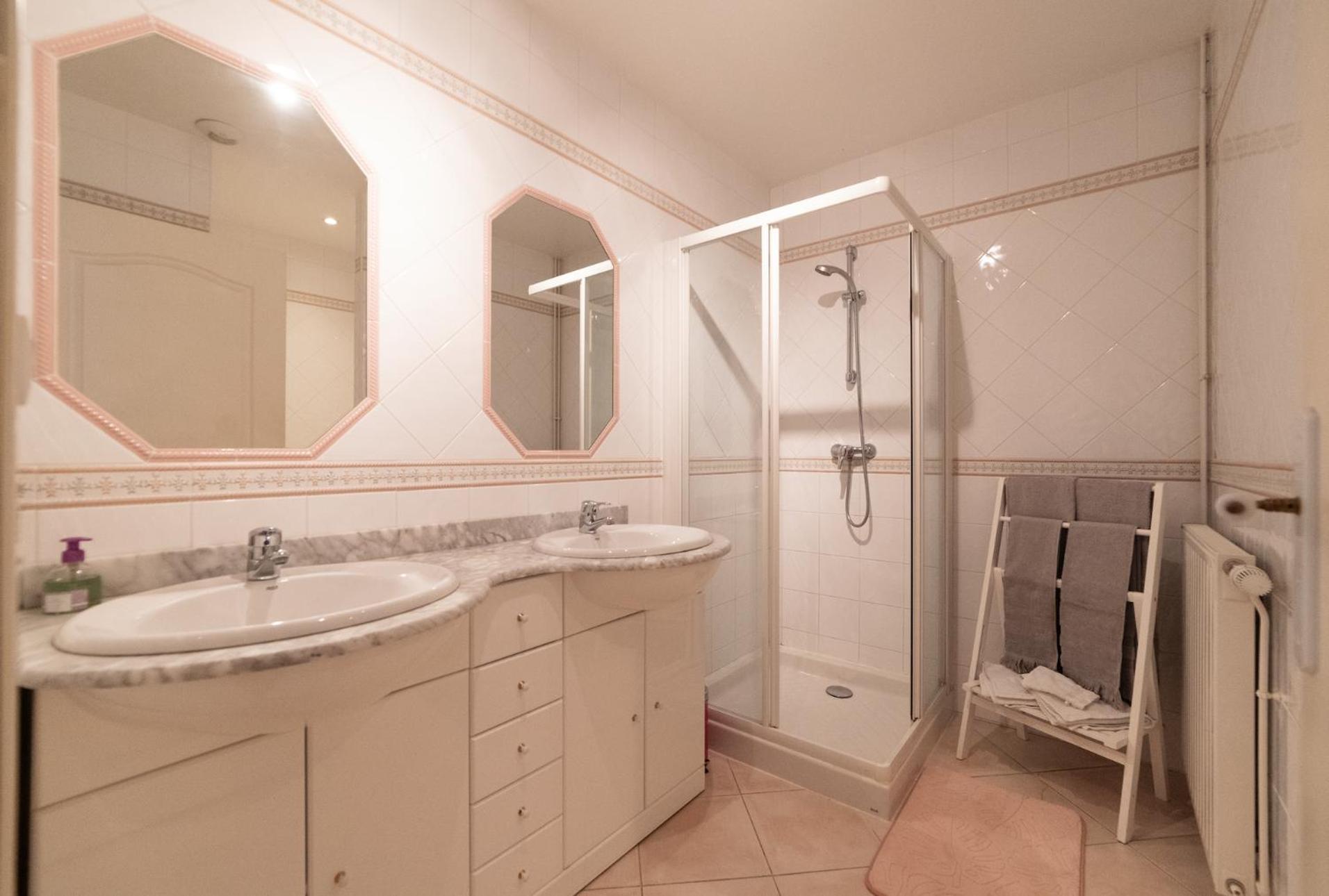 Chambre D'Hotes Le Val Du Chapelain Bed & Breakfast Montigny-la-Resle Luaran gambar